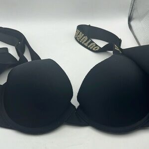 Juicy Couture 34B black embellished bra
